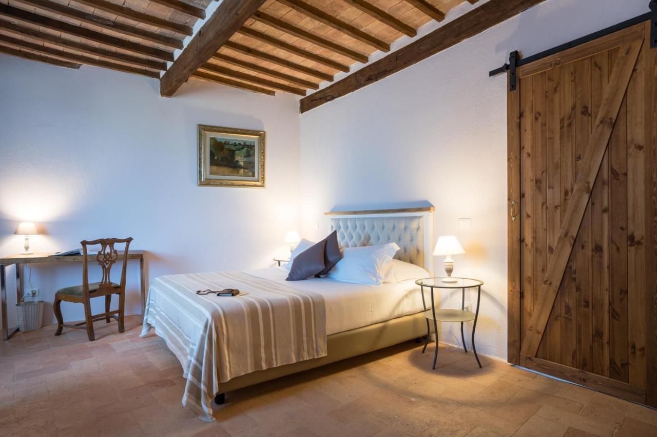 Dimora Delle Muse Panzió Montalcino Kültér fotó