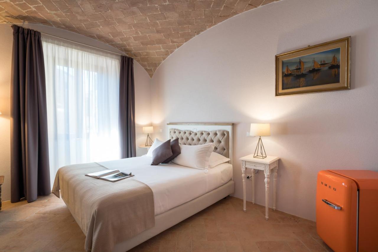 Dimora Delle Muse Panzió Montalcino Kültér fotó